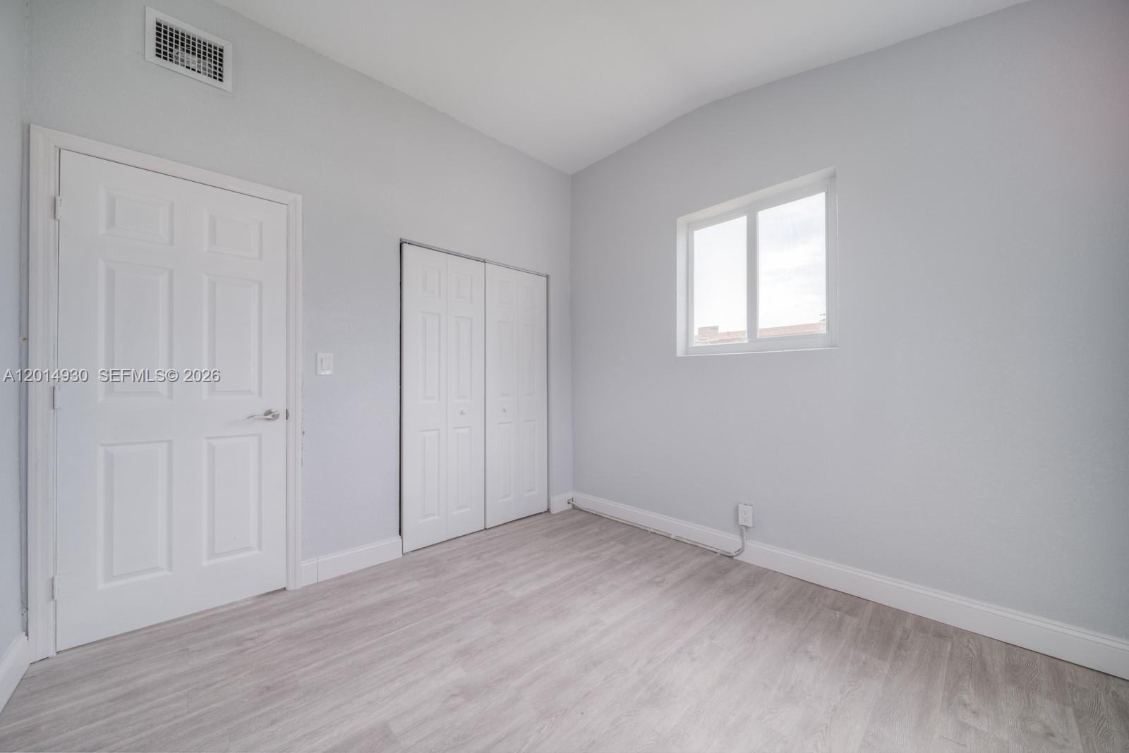 DIANE PARK SUB - Residential Lease