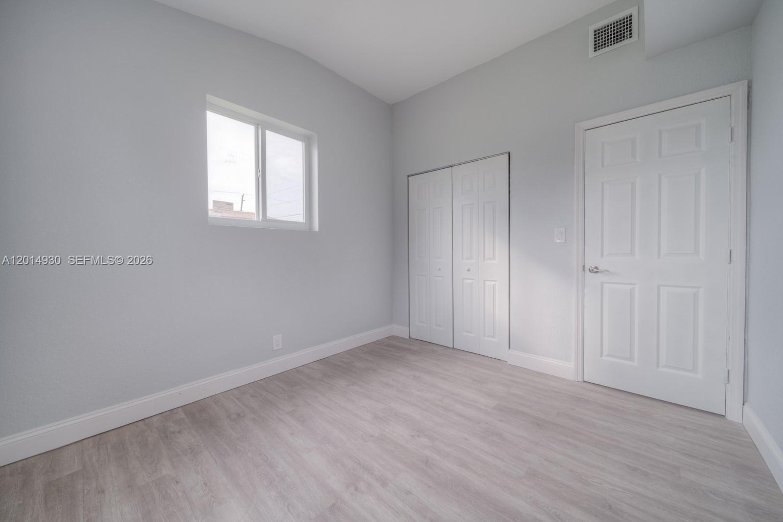 DIANE PARK SUB - Residential Lease