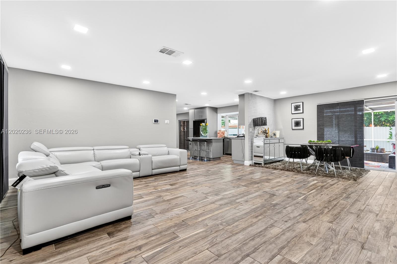 MIRAMAR PARK THIRD ADD - Residential