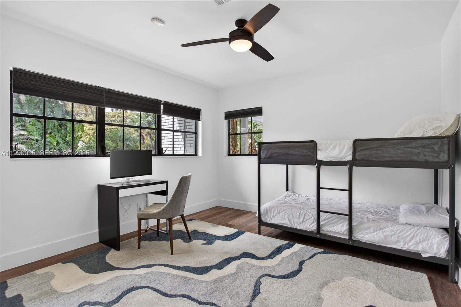 HILLSBORO SHORES SEC - Residential