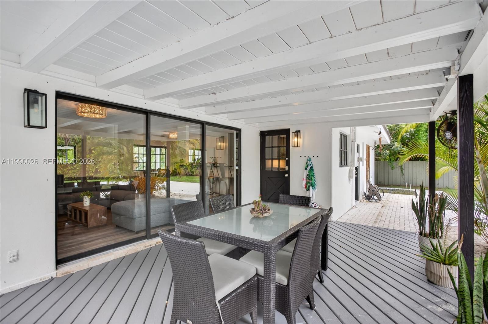 HILLSBORO SHORES SEC - Residential