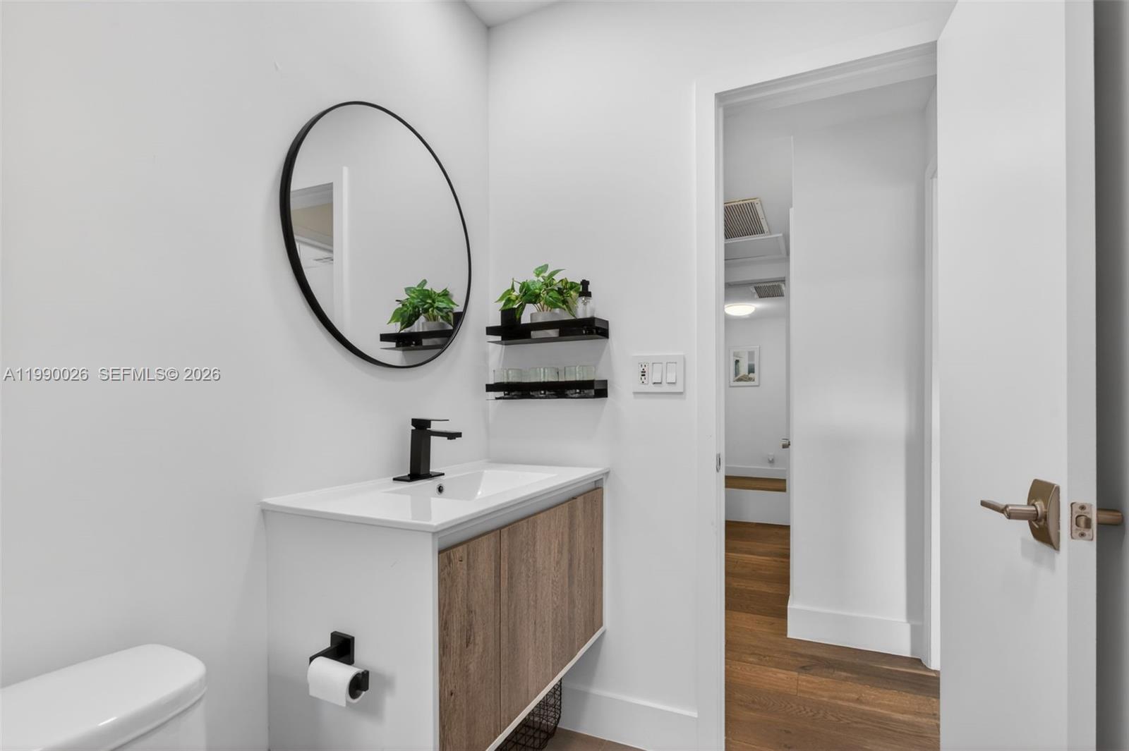 HILLSBORO SHORES SEC - Residential