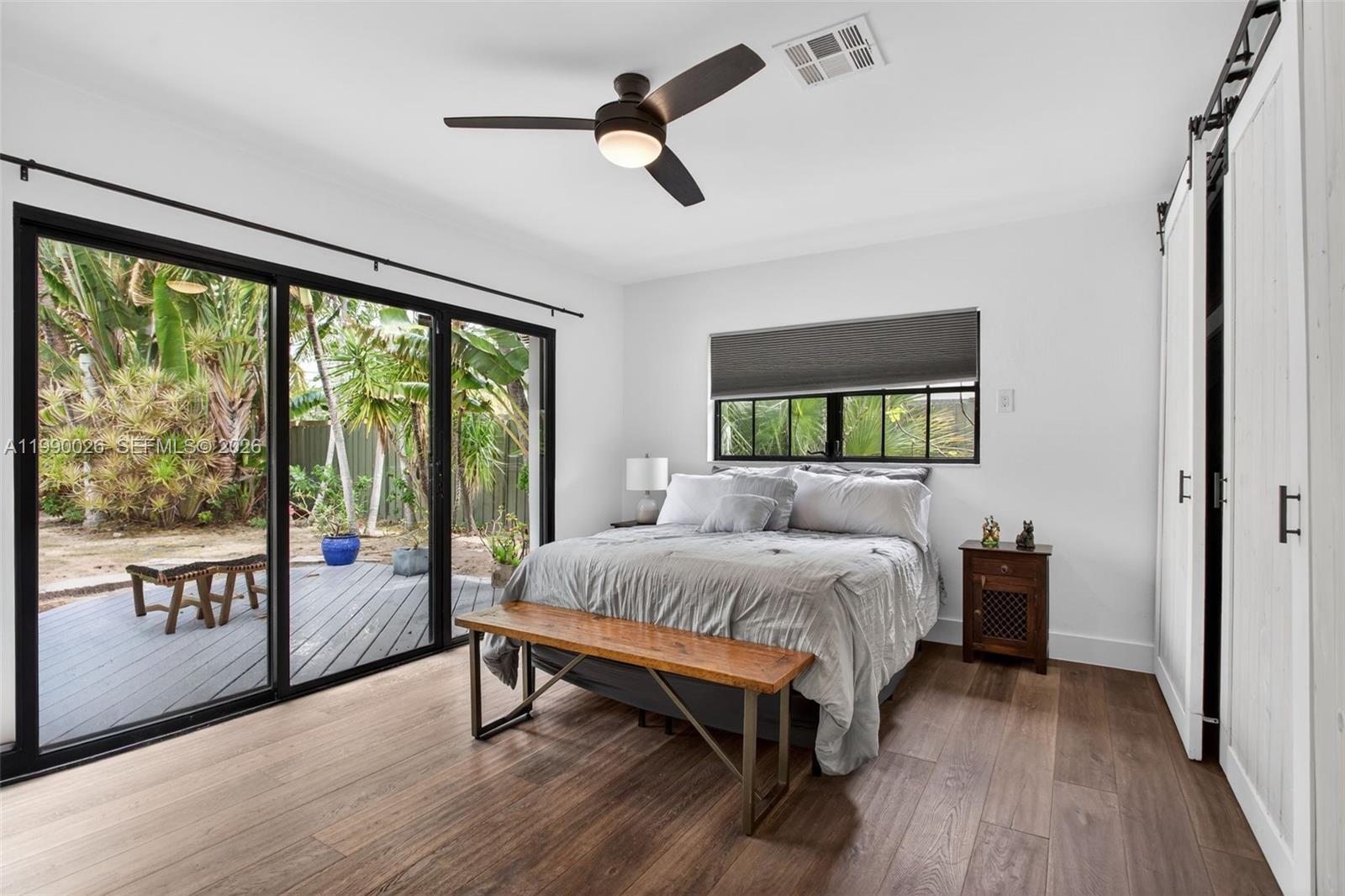 HILLSBORO SHORES SEC - Residential