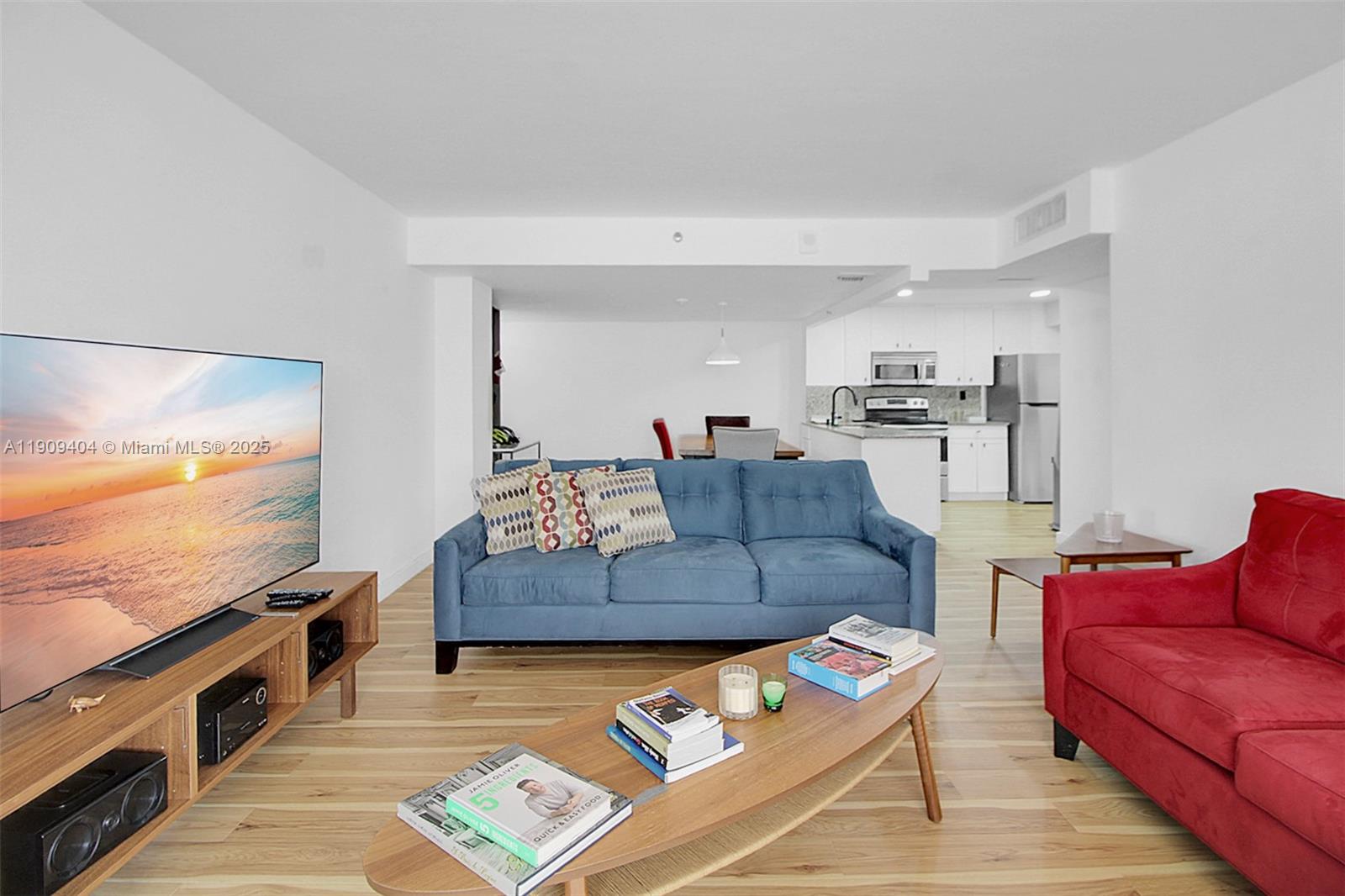 THE GEORGIAN CONDO - Residential