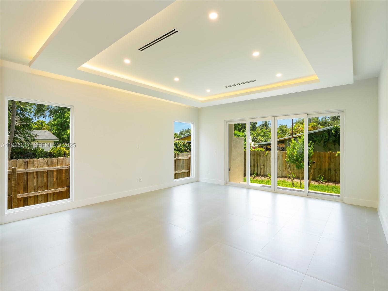 OSCEOLA PARK - Residential Income