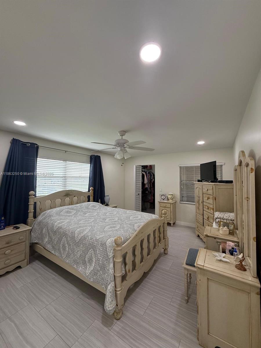 NEW HAMPTON AT CENTURY VI - Residential