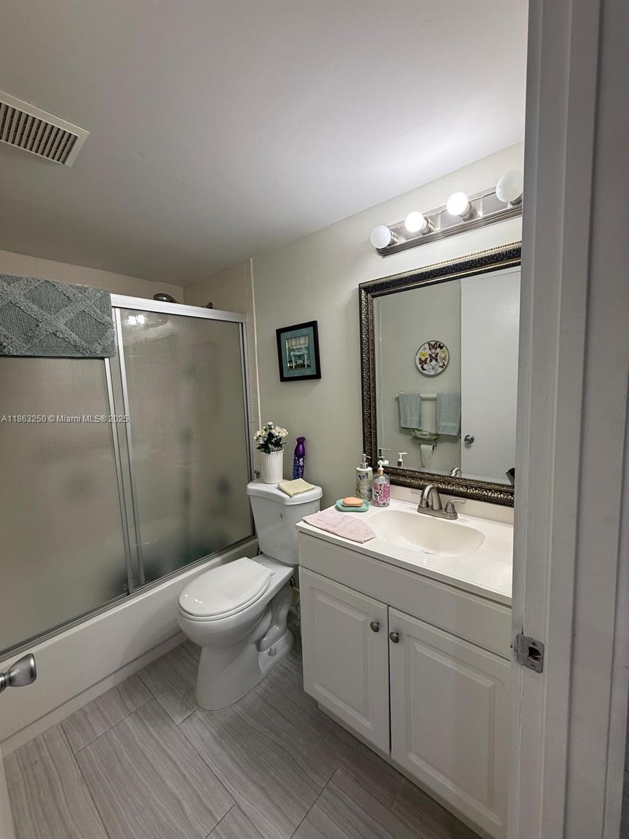 NEW HAMPTON AT CENTURY VI - Residential