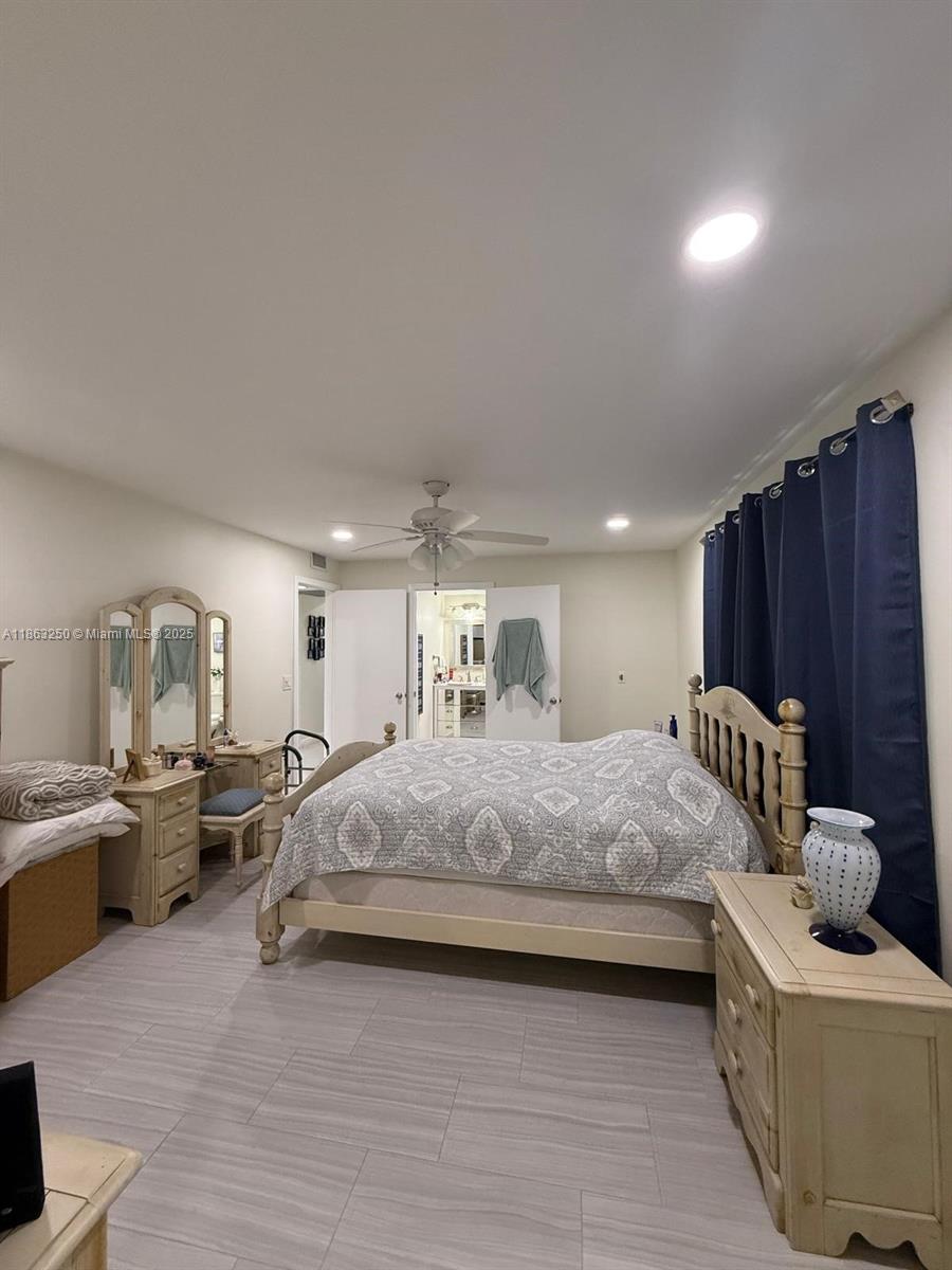 NEW HAMPTON AT CENTURY VI - Residential