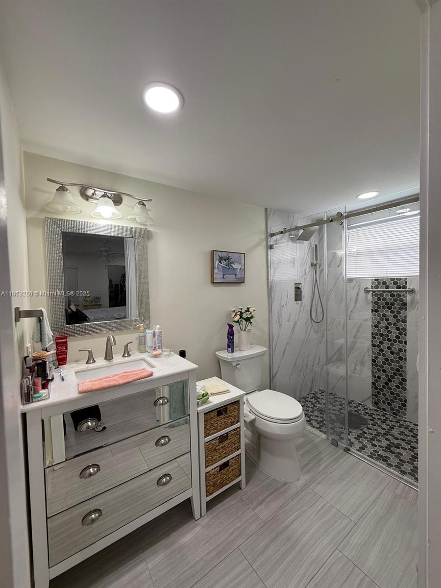 NEW HAMPTON AT CENTURY VI - Residential