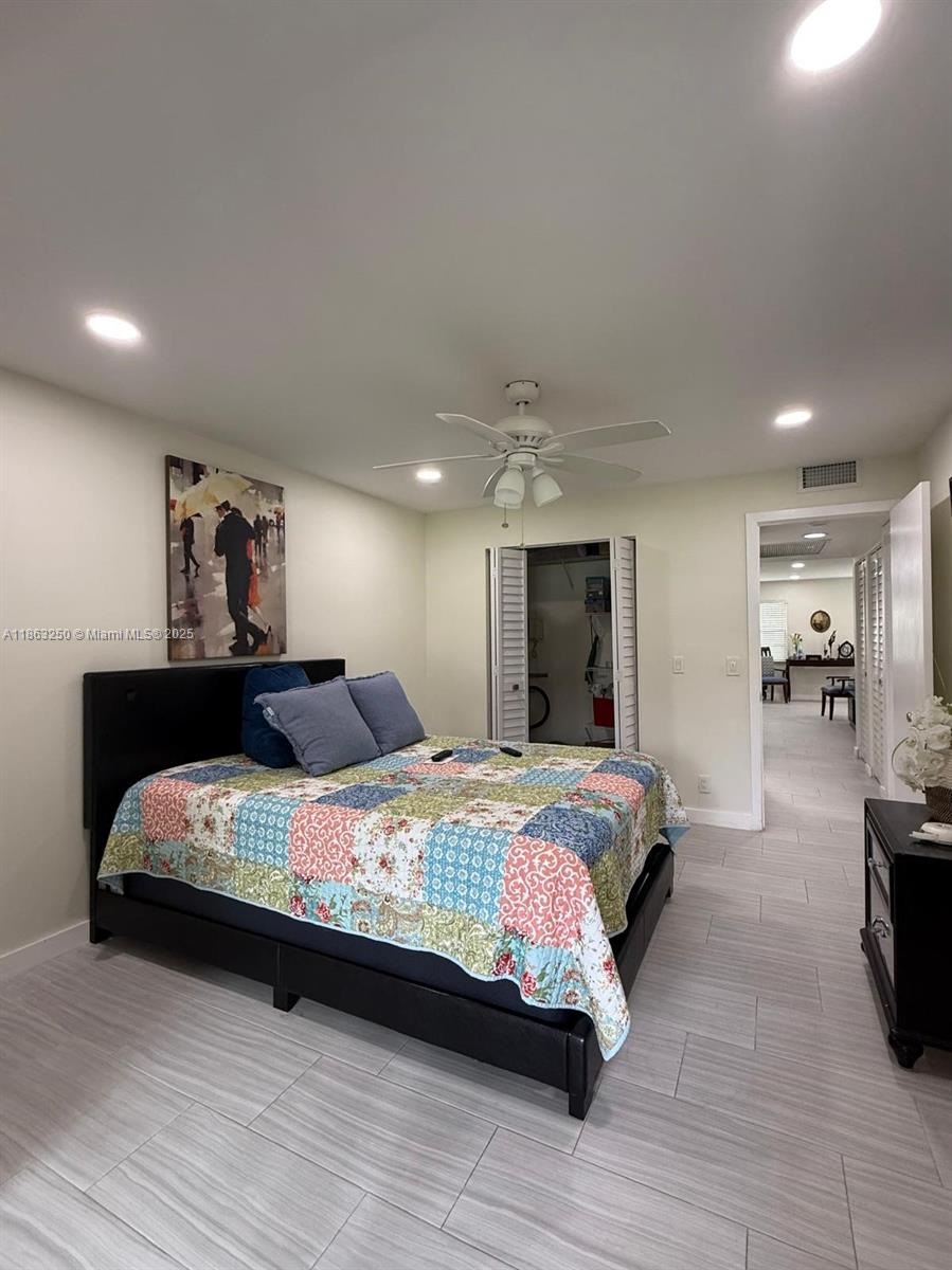 NEW HAMPTON AT CENTURY VI - Residential