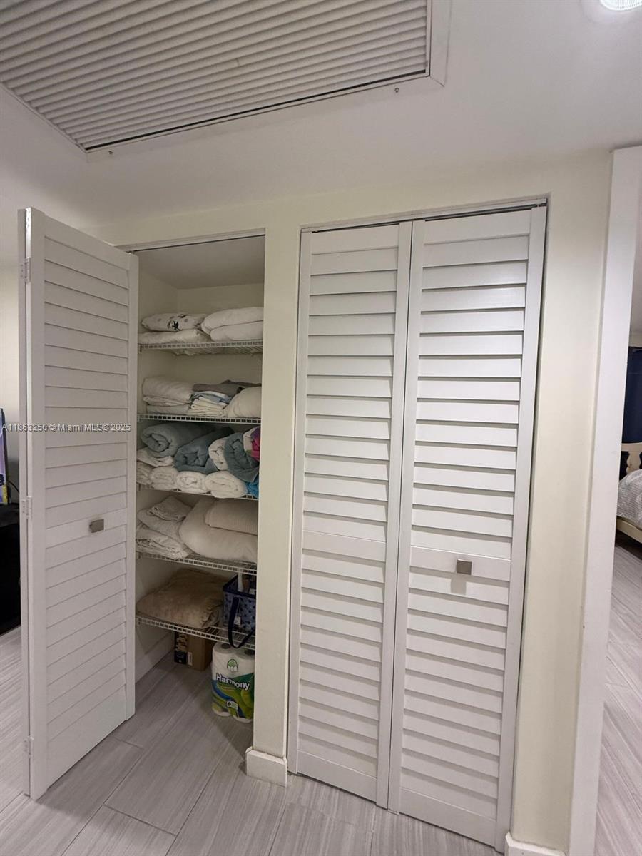 NEW HAMPTON AT CENTURY VI - Residential