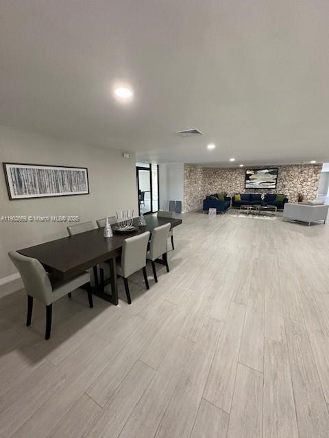 THE HORIZONS CONDO #4 - Residential Lease