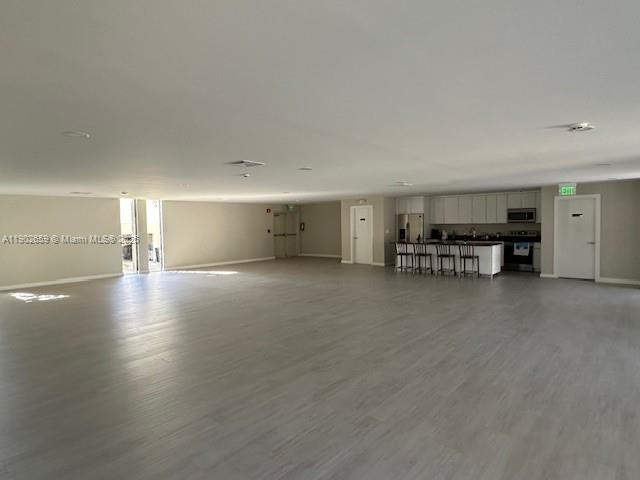 THE HORIZONS CONDO #4 - Residential Lease