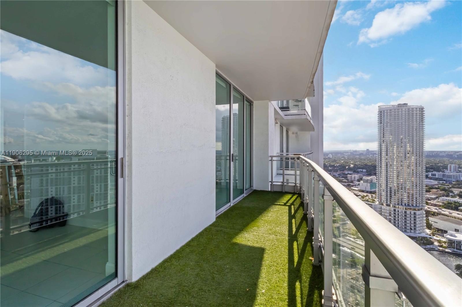 IVY CONDO - Residential Lease