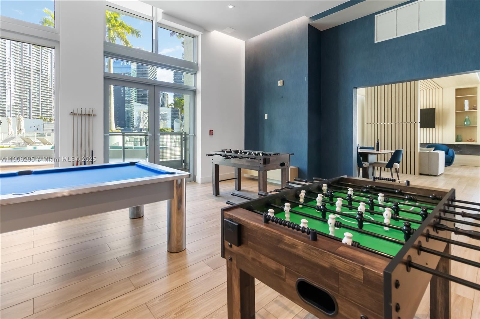 IVY CONDO - Residential Lease