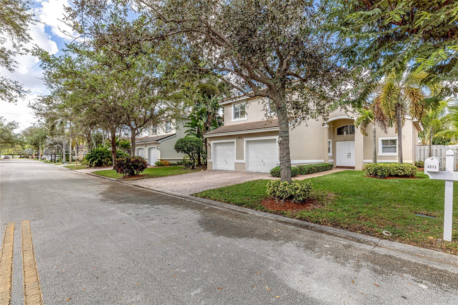 BANYAN OAKRIDGE PLAT - Residential Lease