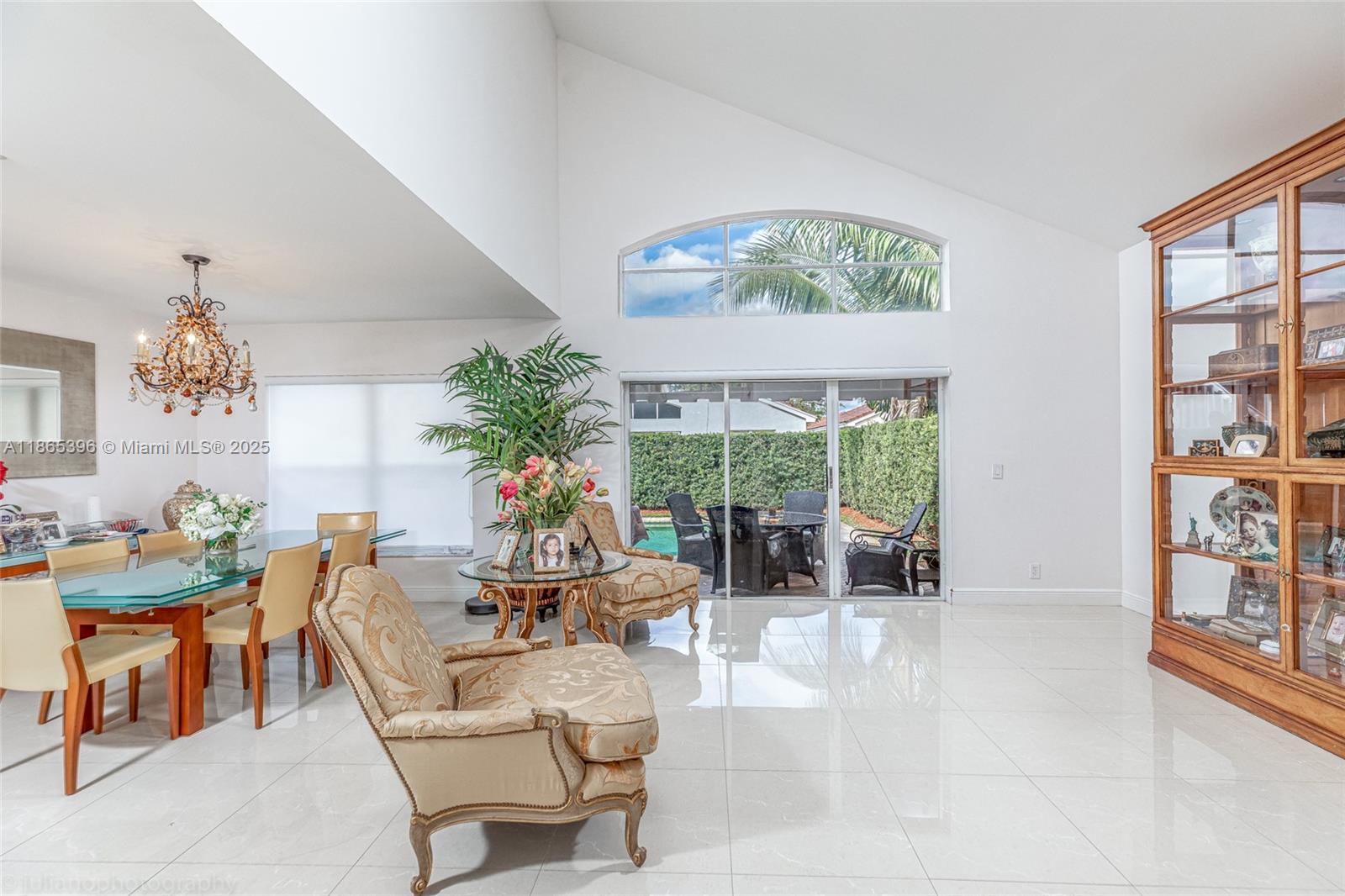 BANYAN OAKRIDGE PLAT - Residential Lease