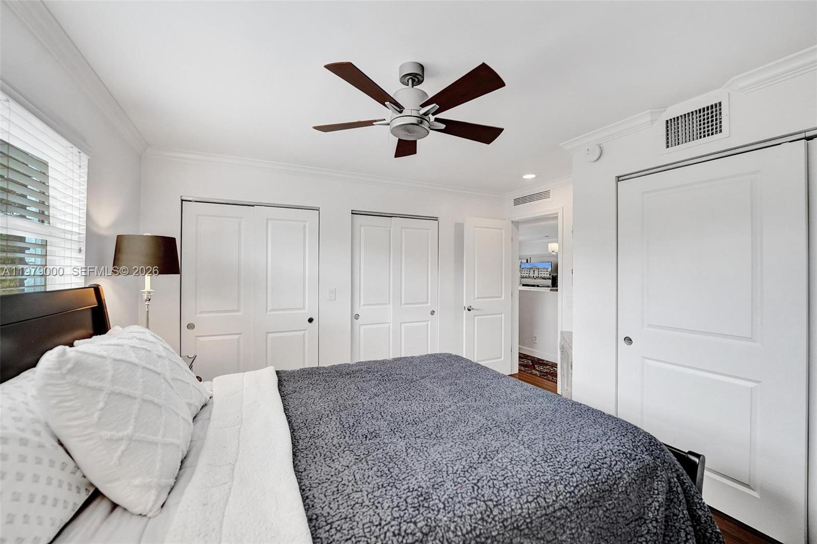 LAS OLAS MANOR 2 CONDO - Residential