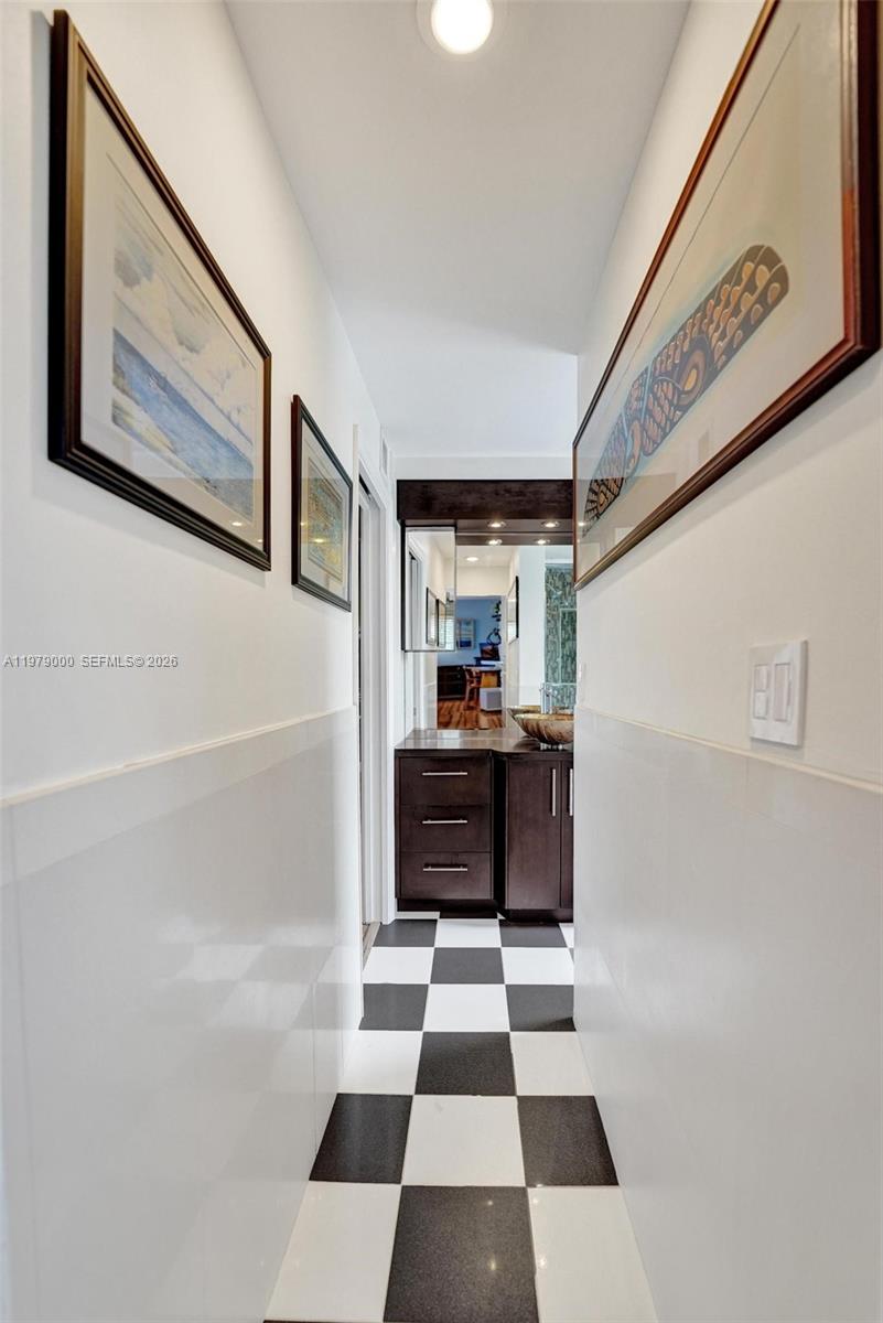 LAS OLAS MANOR 2 CONDO - Residential