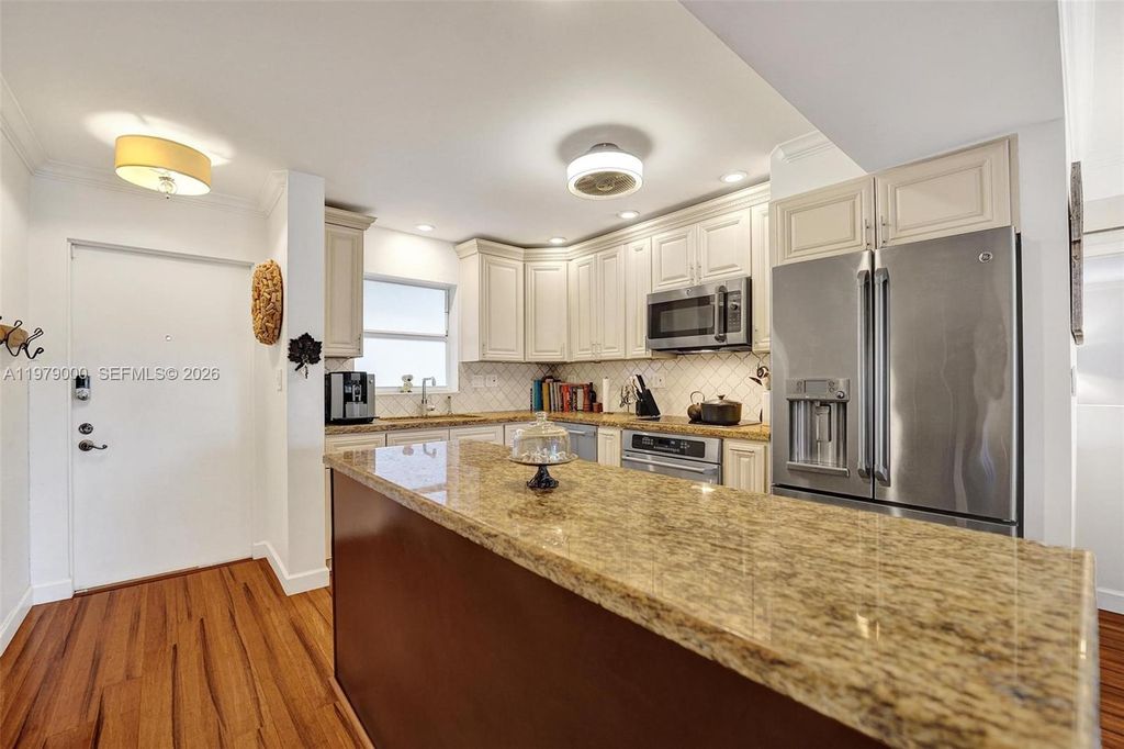 Photo of 1212 SE 2nd Ct #301, Fort Lauderdale, FL 33301 (MLS # A11979000)