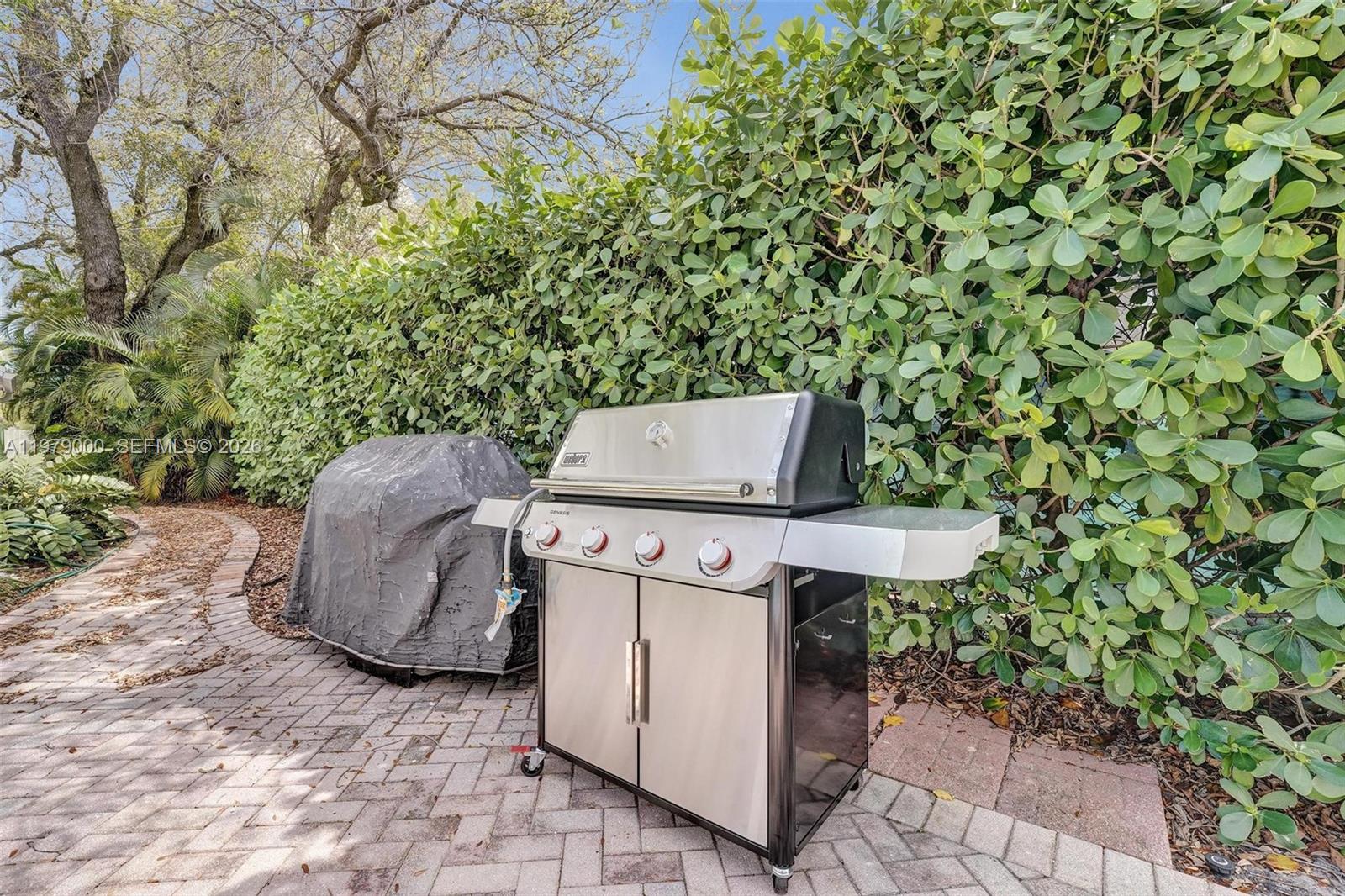 LAS OLAS MANOR 2 CONDO - Residential