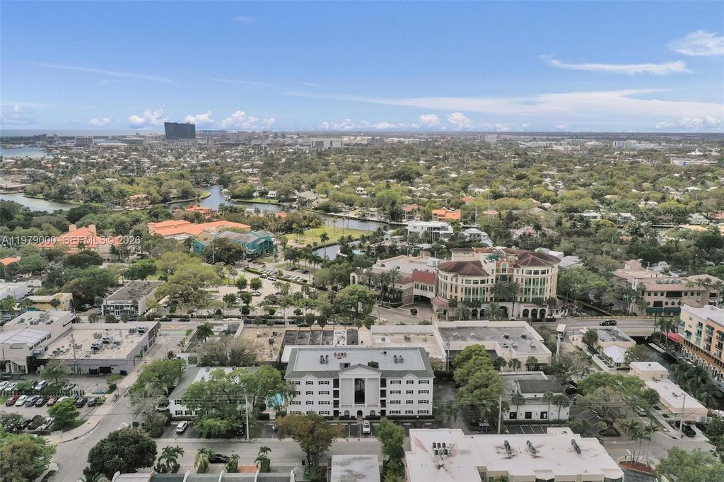 Photo of 1212 SE 2nd Ct #301, Fort Lauderdale, FL 33301 (MLS # A11979000)