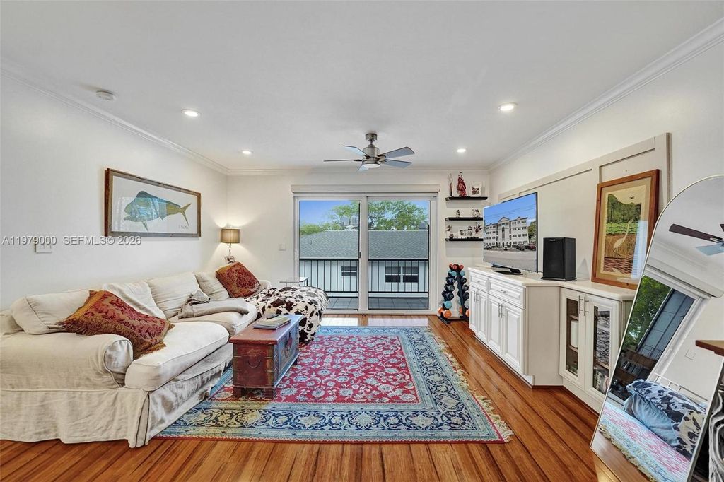 Photo of 1212 SE 2nd Ct #301, Fort Lauderdale, FL 33301 (MLS # A11979000)