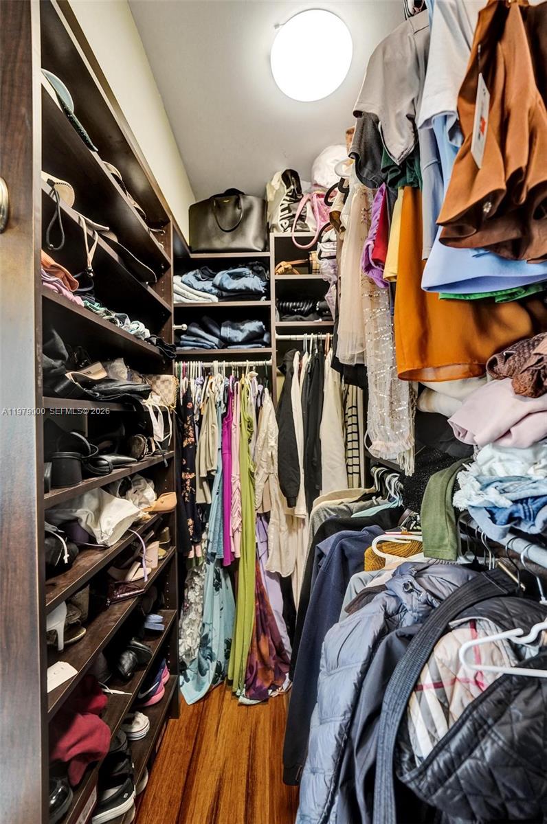 LAS OLAS MANOR 2 CONDO - Residential