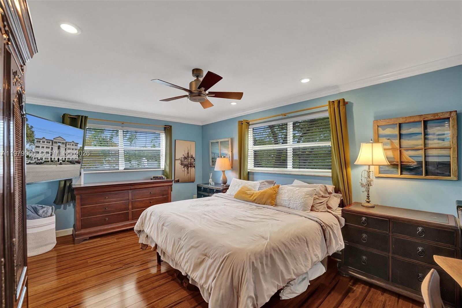 LAS OLAS MANOR 2 CONDO - Residential