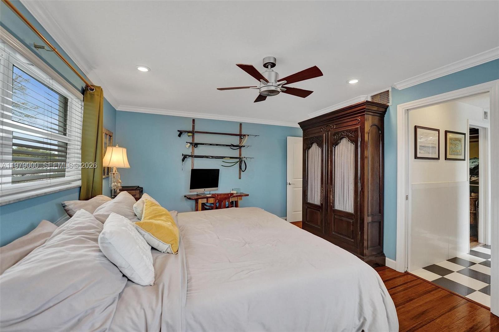 LAS OLAS MANOR 2 CONDO - Residential