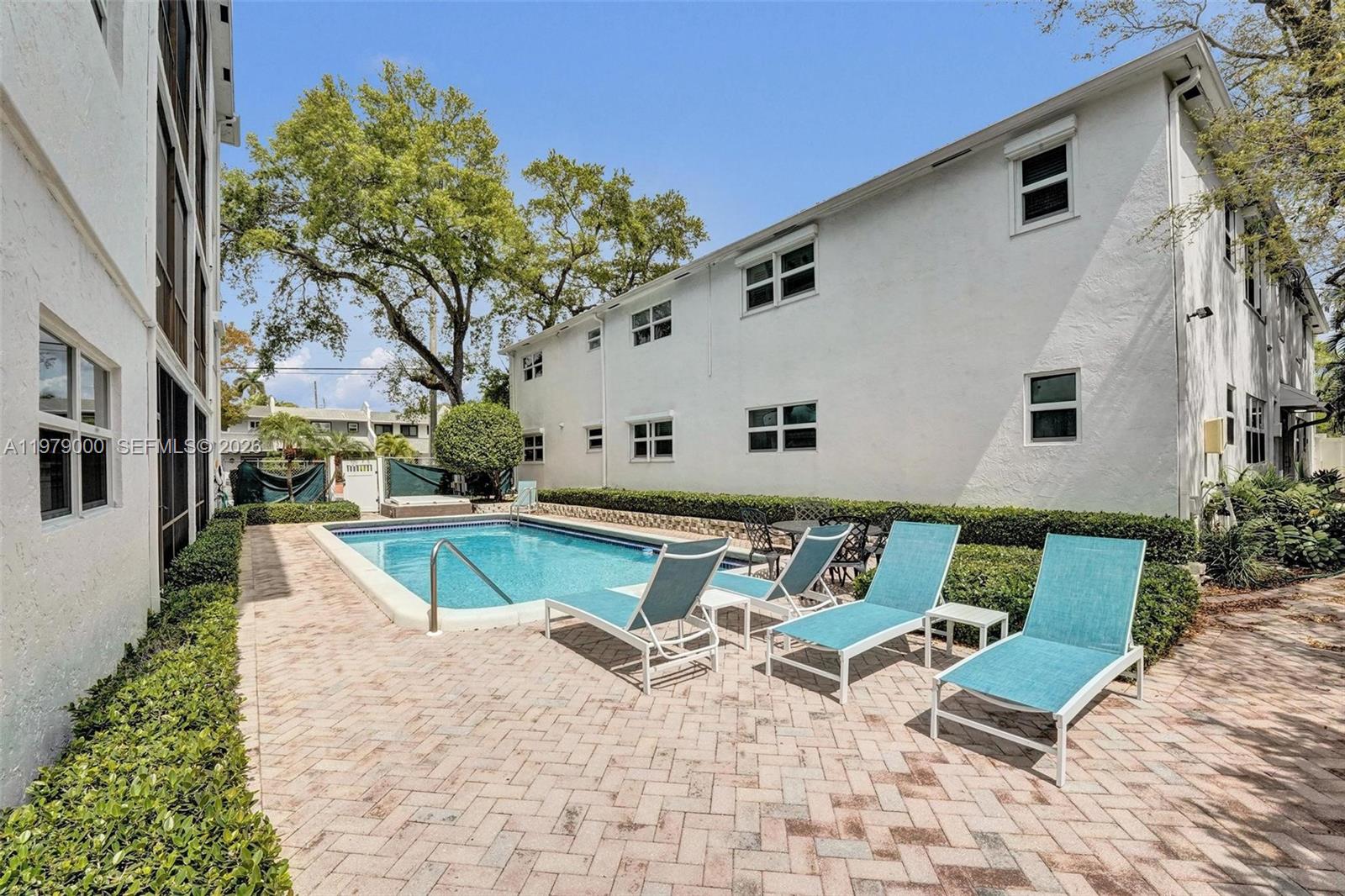 LAS OLAS MANOR 2 CONDO - Residential