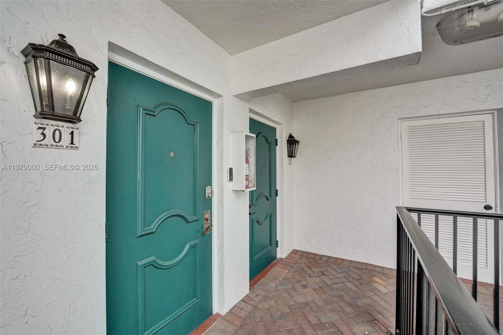 LAS OLAS MANOR 2 CONDO - Residential