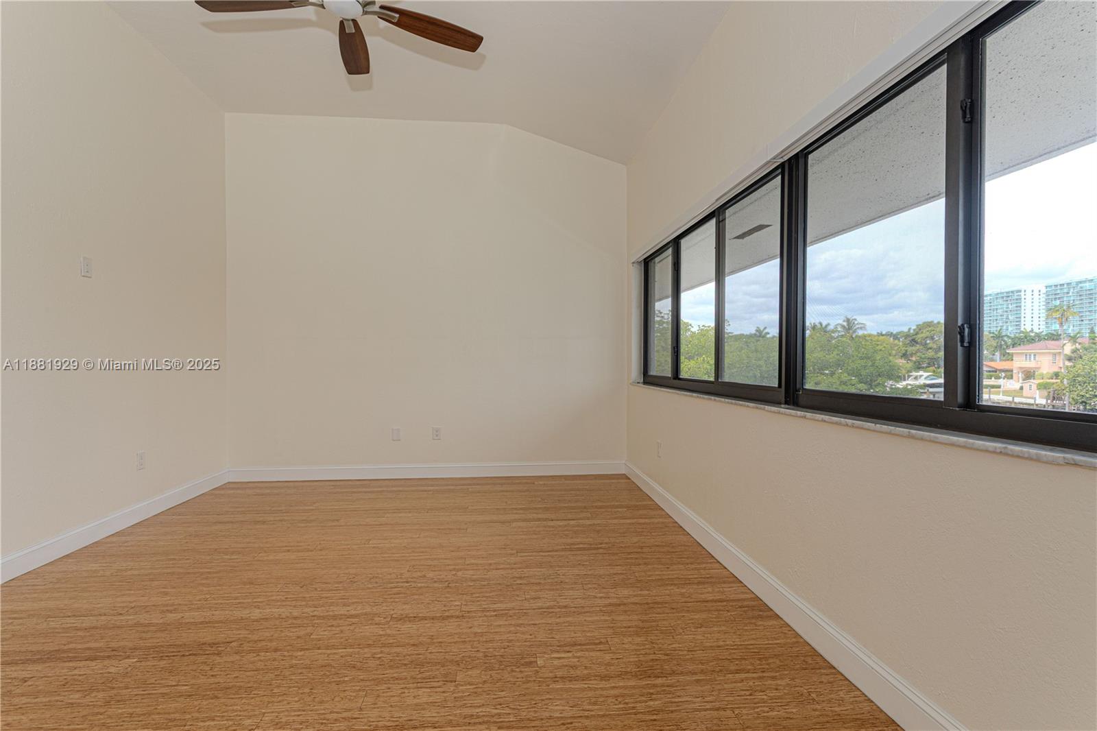 POINCIANA IS YT & RCQ CLU - Residential