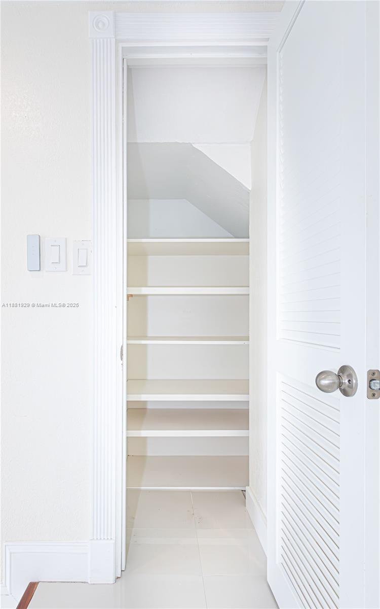 POINCIANA IS YT & RCQ CLU - Residential