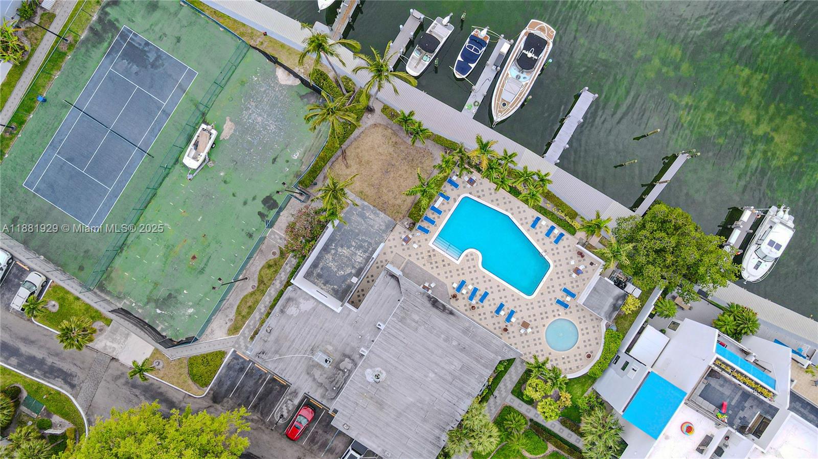 POINCIANA IS YT & RCQ CLU - Residential