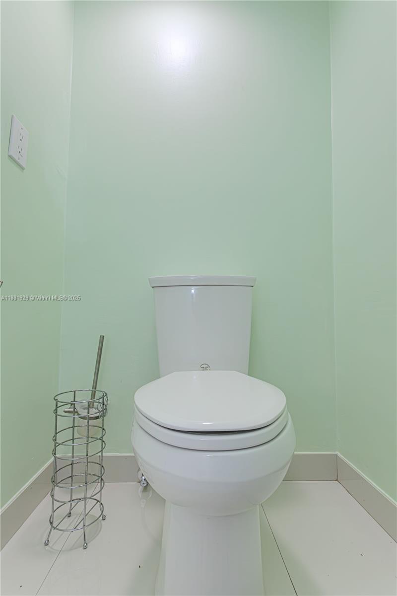 POINCIANA IS YT & RCQ CLU - Residential