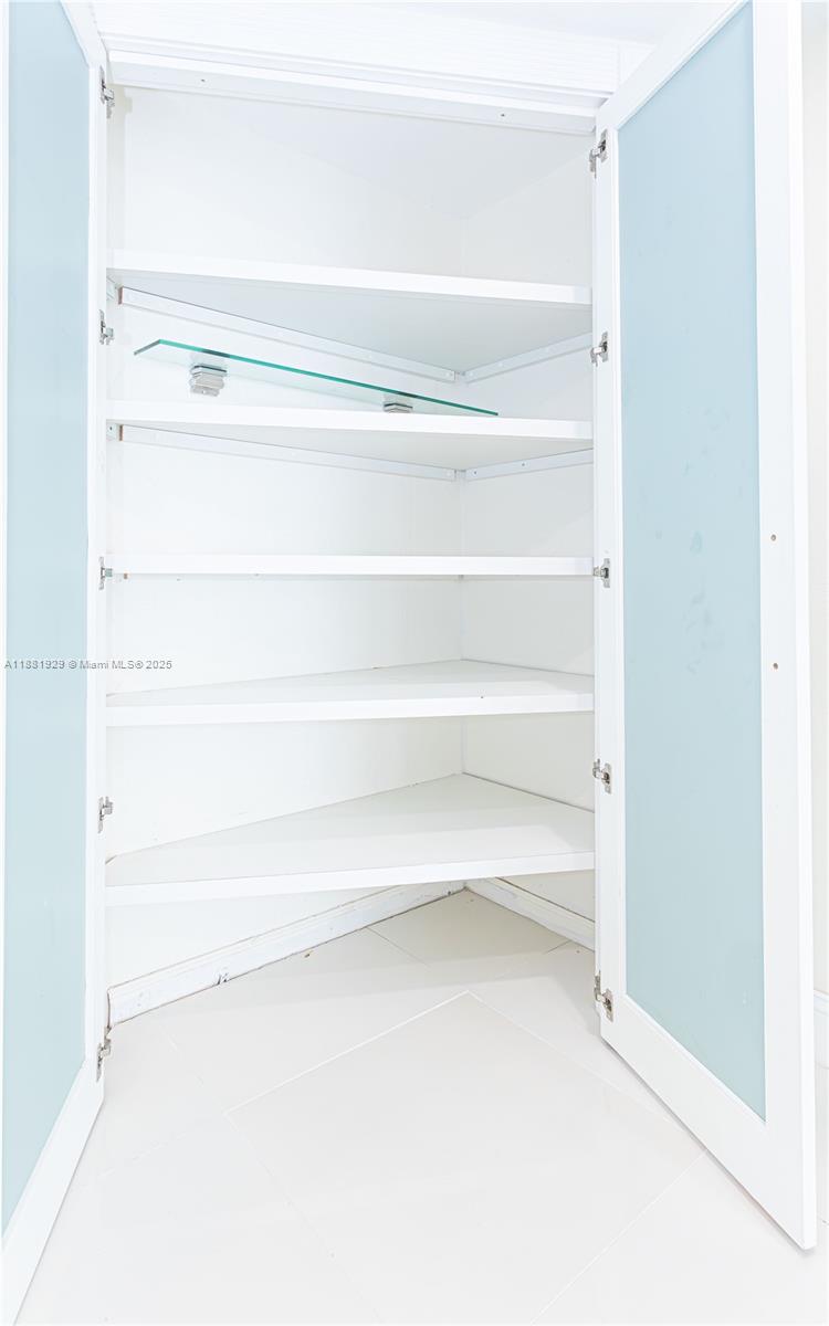 POINCIANA IS YT & RCQ CLU - Residential