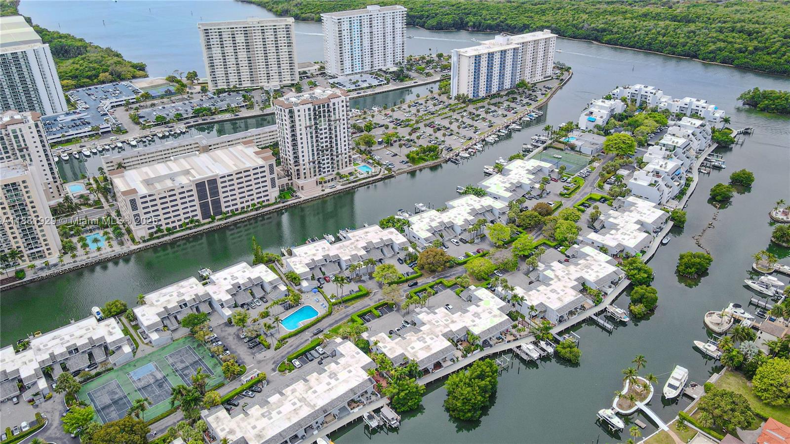 POINCIANA IS YT & RCQ CLU - Residential