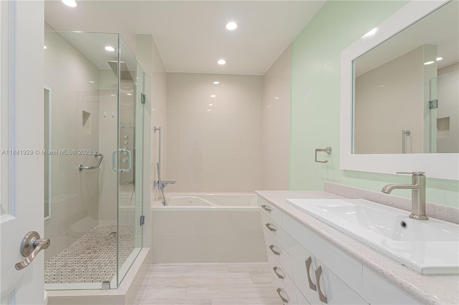 POINCIANA IS YT & RCQ CLU - Residential