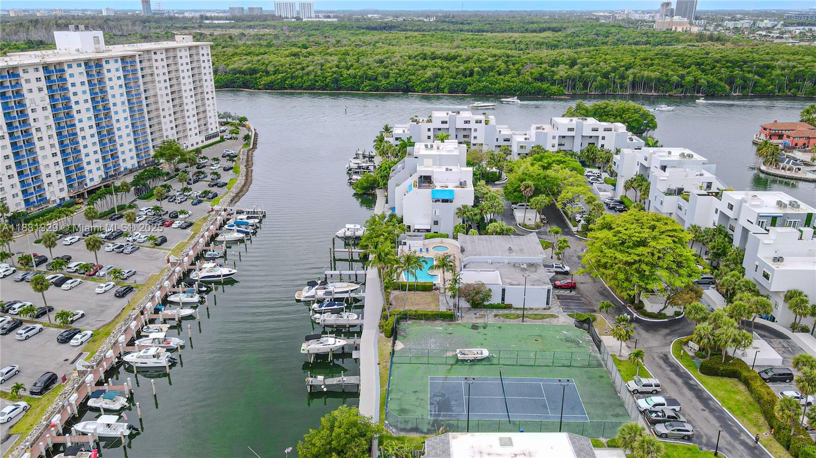 POINCIANA IS YT & RCQ CLU - Residential