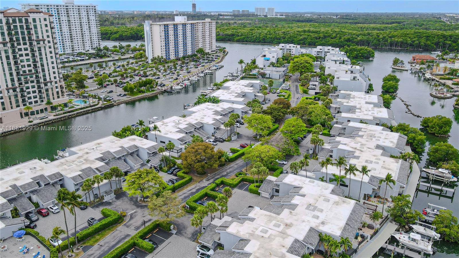 POINCIANA IS YT & RCQ CLU - Residential