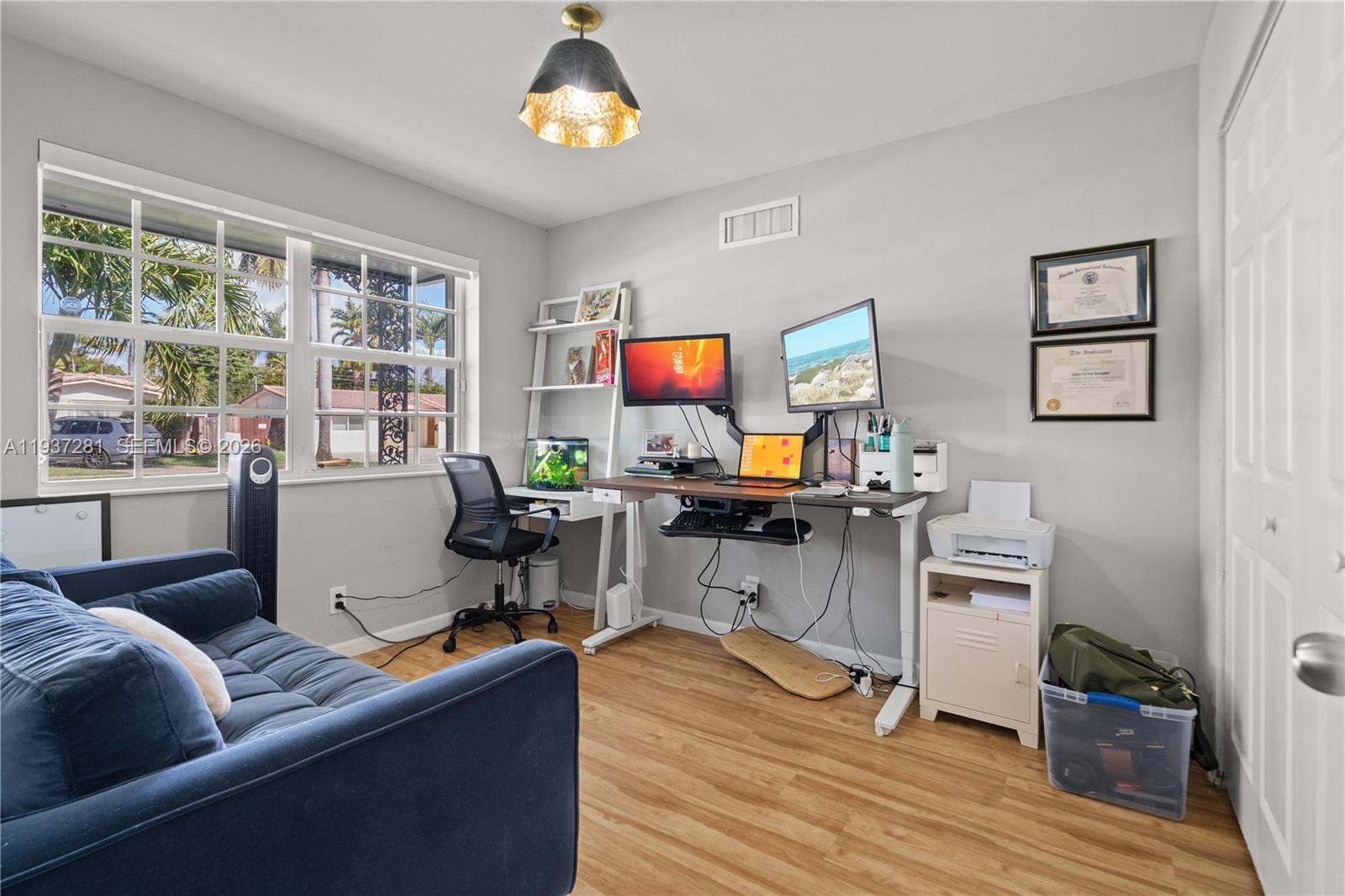 GULFSTREAM ESTATES NO 3 - Residential