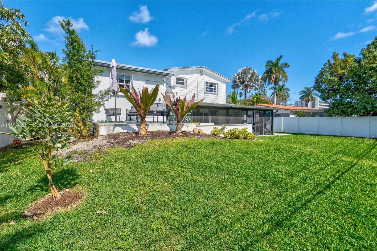 GULFSTREAM ESTATES NO 3 - Residential