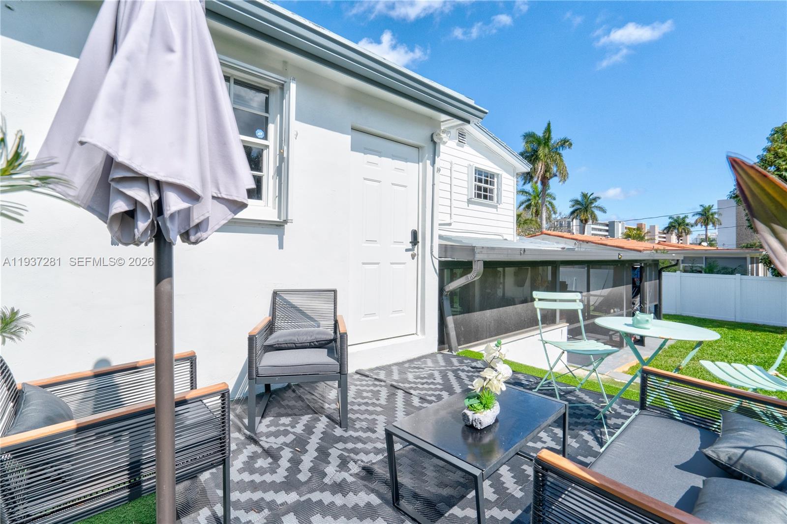 GULFSTREAM ESTATES NO 3 - Residential