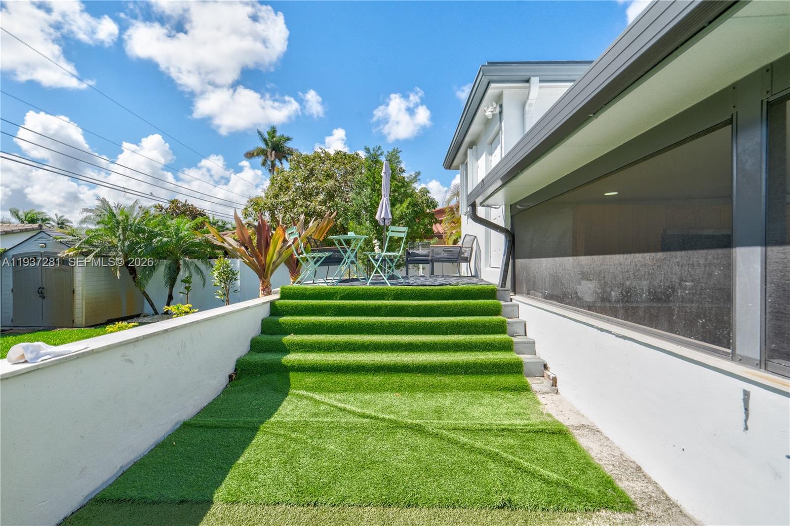 GULFSTREAM ESTATES NO 3 - Residential