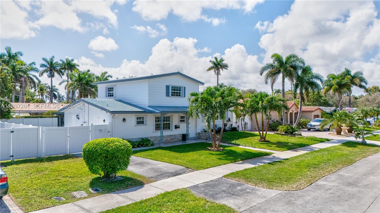 GULFSTREAM ESTATES NO 3 - Residential