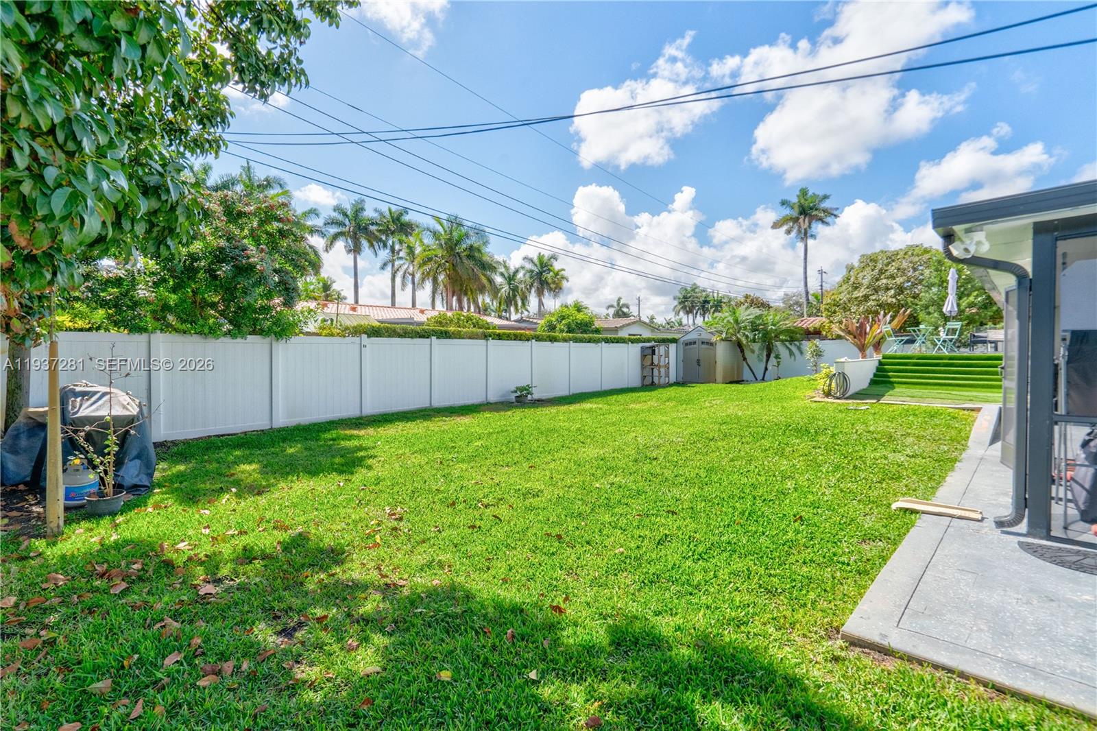 GULFSTREAM ESTATES NO 3 - Residential