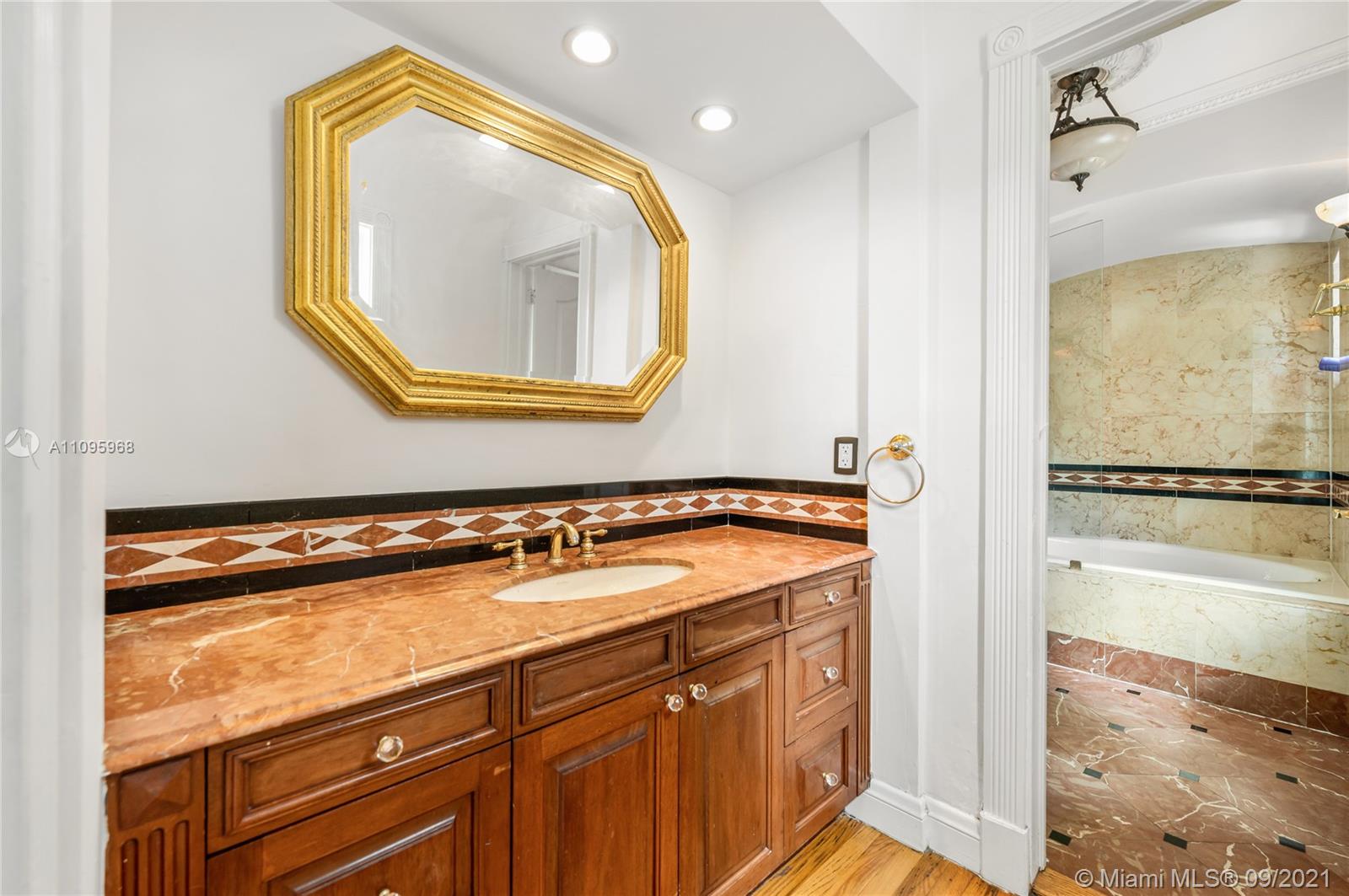 BEACH VIEW ADDN - Residential