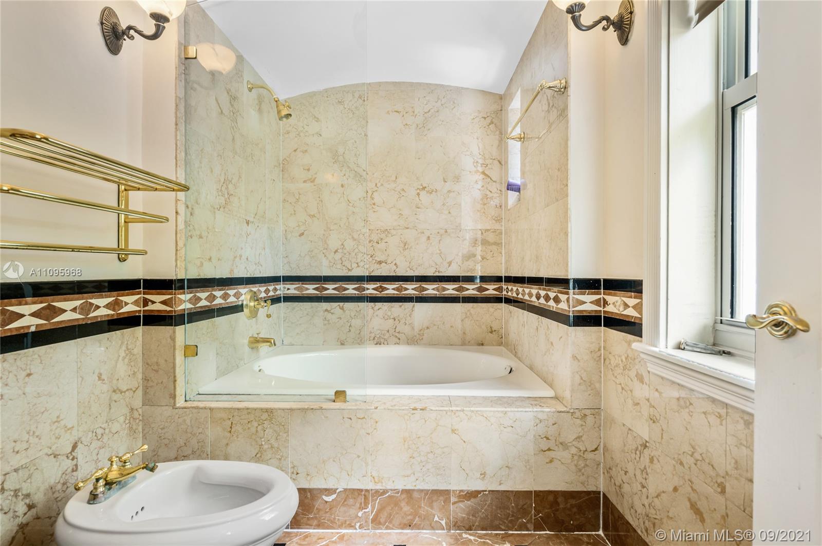 BEACH VIEW ADDN - Residential