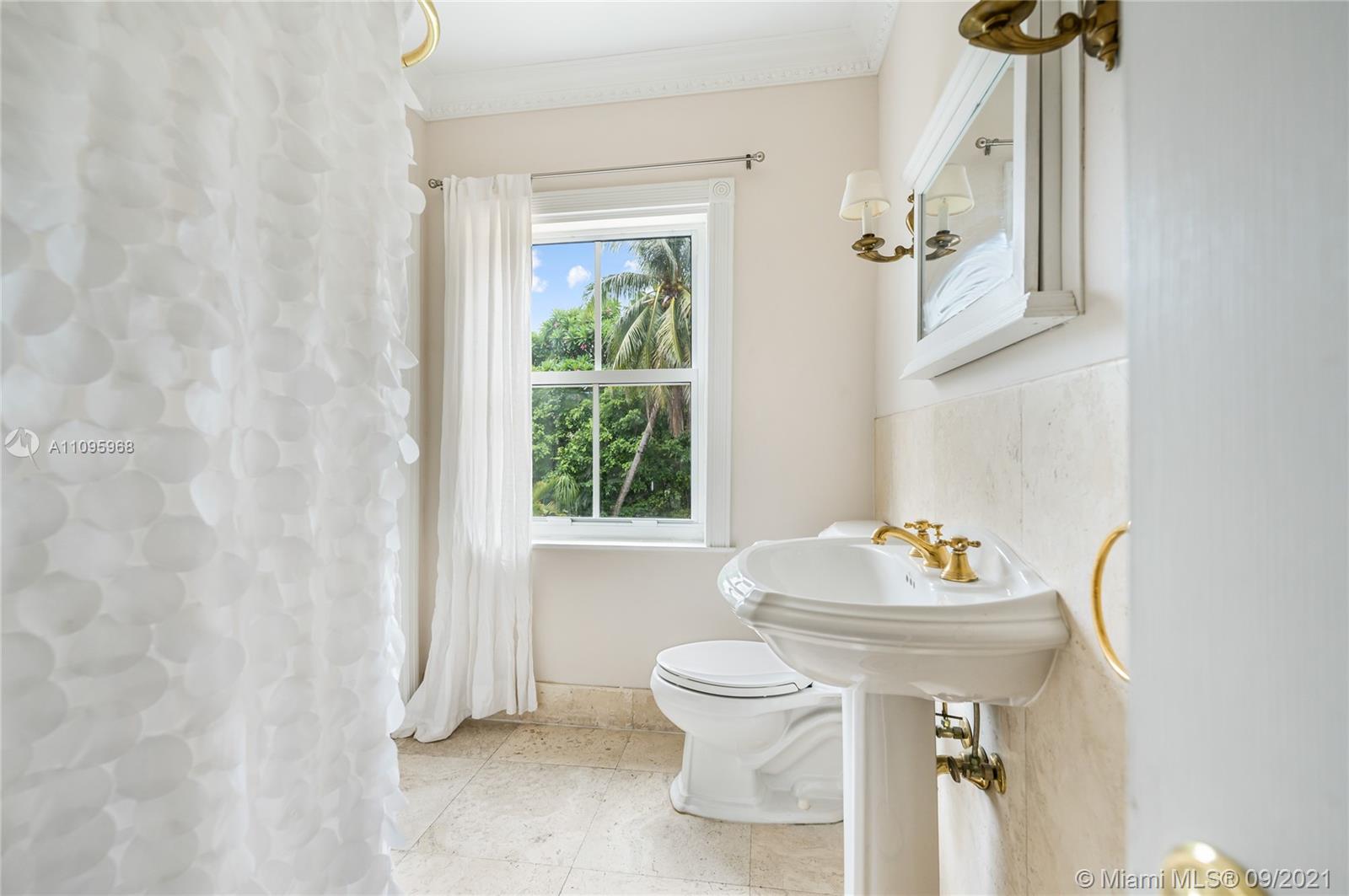 BEACH VIEW ADDN - Residential